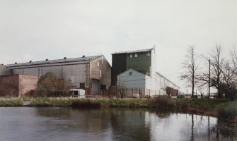 General view from NW of SW end of main block of fabrication bays (L to R, Bay 2 [Flexible Fabrication], 3 [Heavy Fabrication], 4 [Light Fabrication & Engineering] and 5 [Machining & General Stores], with Bay 7 [Heavy Fabrication Finishing and Testing] far right)
