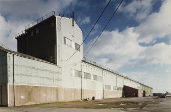 View from NW along SW side of Bay 7 [Heavy Fabrication Finishing and Testing]