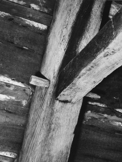Detail of pegged joint of upper collar and rafter.
