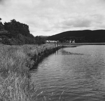 General view of msonry quay.