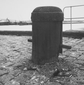 Detail of bollard.