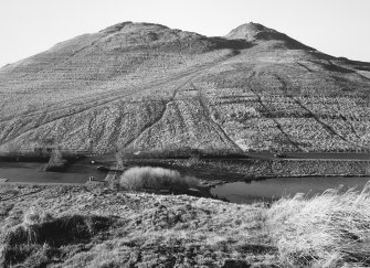 Holyrood Park: cultivation terraces and other features on E side of Arthur's Seat, seen from below Dunsapie fort
