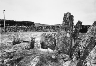 from "Chambered Tombs of Scotland"