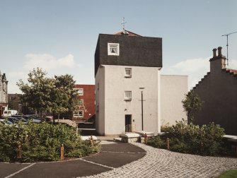 Phase 3, 2-4 High Street, view from South West