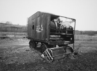 Emergency winding engine.