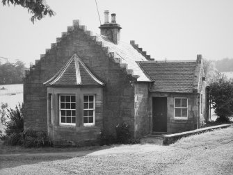 Hill of Tarvit.  Lodge: view from North