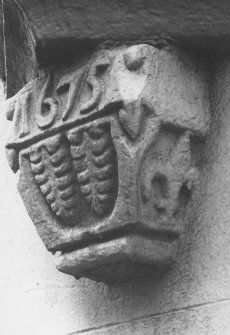 Detail of corbel dated 1675 on S-E corner of 1 High Shore and Carmelite Street..