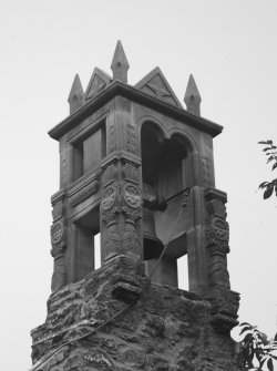 W gable, belfry, detail