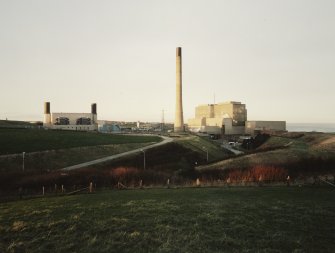 Peterhead Power Stations
General view of the two power stations, showing (left) the new Gas Turbine generating station, and (right) the original oil/gas-fired station