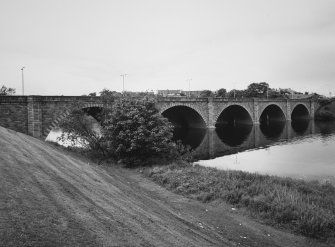 Aberdeen, Bridge of Don.
General view from South-East.