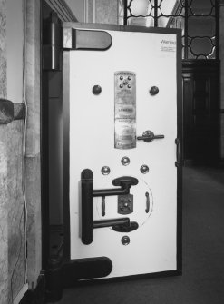 Aberdeen, 5 Castle Street, Clydesdale Bank.
Banking Hall. General view of front door of walk-in safe.