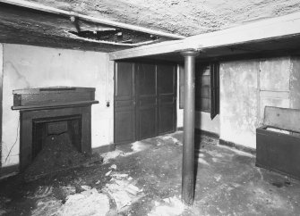 Aberdeen, 4 Castle Terrace, Interior.
General view of ground floor, South-East room, from North-West.
