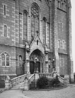 Aberdeen, Carden Place, Carden Place U.F.Church. (Melville-Carden Church)
General view of main entrance from South.