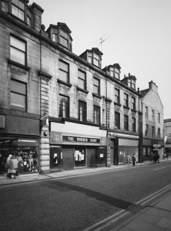 Aberdeen, 2-20 George Street.
General view from West.