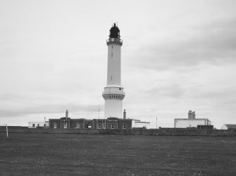 Aberdeen, Greyhope Road, Girdleness Lighthouse.
General view of tower from W, dated 6 May 1992.