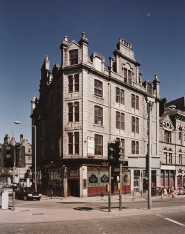 Aberdeen, 50-54 Guild Street, Guild Street Buildings
General view from south, showing both the Guild Street  (south-east) and Carmelite Street (south-west) facades, which also includes the Criterion Bar.  The portion above the public house was about to be converted into flatted dwellings