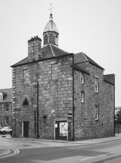 Aberdeen, Old Aberdeen, High Street, Town House.
General view from E-N-E.