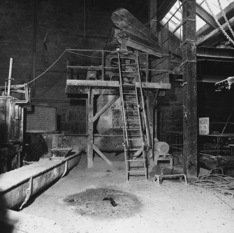 Aberdeen, Links Road, Sandilands Chemical Works, interior.
View of superphosphate plant top floor, weighing & depatch plant for pulverized raw phosphate, which is taken to the dens by auger to be mixed with sulphuric acid.