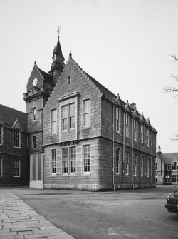 Aberdeen, Skene Street, Aberdeen Grammer School.
General view from East.