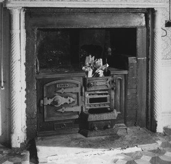 Aberdeen, Virginia Street, interior
Detail of cooking range in East wall of East apartment on first floor.