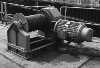 Aberdeen, York Place, Hall Russell Shipyard.
Detail of one of the two electrically-powered winches at the head of the dry dock.