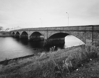 General view of bridge from SW