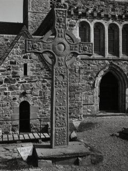 Iona, St John's Cross.
View of West face.