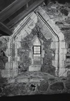 Iona, Iona Abbey, interior.
View of sacristy upper window in East wall.