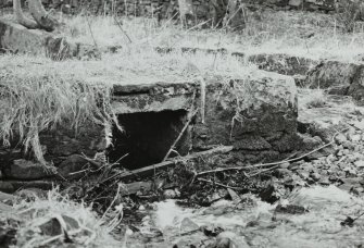 Ardbeg Distillery, Dam.
Detail of culvert.