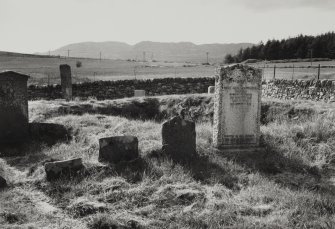 Jura, Tarbert, Cill Chalium Chille.
General view showing alignment of two standing stones.