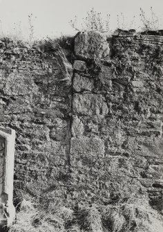 Kilchousland Church.
Detail of quoin stones at East end of North wall.