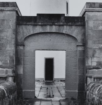 Lismore, Eilean Musdile, Lighthouse.
View of courtyard entrance.