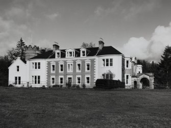 Knockdow House
General view from south-east.