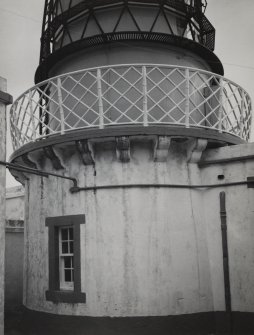Mull of Kintyre Lighthouse.
Base of tower and corbelling from courtyard.