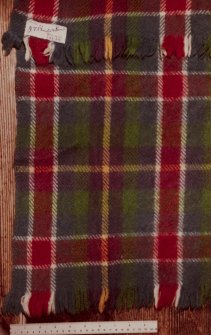Redhouses Woolen Mill, Islay.
View of specimen plaid pattern.