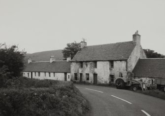 Portnacroish, Old Inn
General view from North
