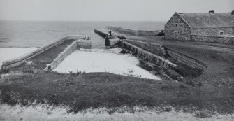 Tiree, Hynish and Lighthouse Establishment, harbour.
View of reservoir sluice-mechanism.