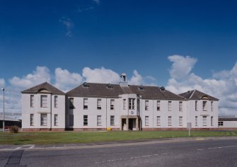 View of central office building from W
Photosurvey 1 June 1995