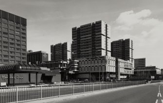 Argyle Street, Anderston Cross Shopping Centre
General view from South West