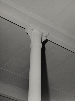 Glasgow Museum of Transport, interior.
Deatil of cast-iron column in 'Clyde Room'
