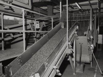 368 Alexandra Parade, WD & HO Wills Tobacco Factory, interior
View of threshing and blending machinery with shaking conveyor, second floor