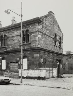 175 - 191 Bell Street
View of West gable from South East