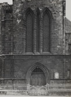 Glasgow, 2, Blochairn Road, Blochairn Free Church.
Detail of main entrance in North-East gable.