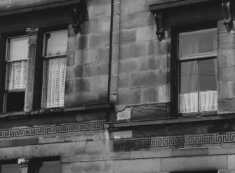 Glasgow, 13-21 Campbell Street.
View of decorartive freize above ground floor.