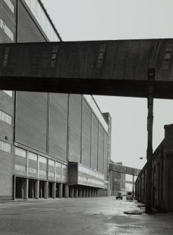Castlebank Street, Meadowside Granary
View from West showing South frontage of 1960 granary block and North side of Quayside Warehouse