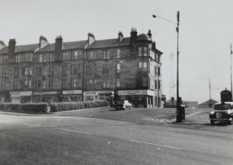 Glasgow, 1-33 Carmunnock Road.
General view of tenement.