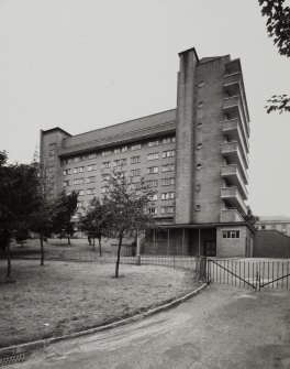 Galsgow, Crathie drive, Crathie Court.
General view from South-East.