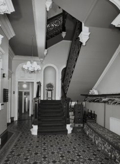 Glasgow, 4 Clairemont Gardens, Buchanan Bridge Club, interior.
View of ground floor inner hall and star from North.