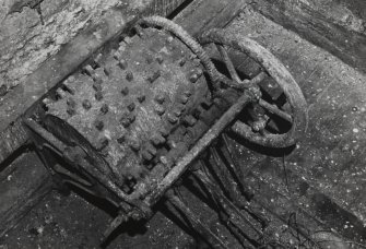 Glasgow, 71, 73 Claremont Street, Trinity Congregational Church, interior.
Detail of bell ringing mechanism.