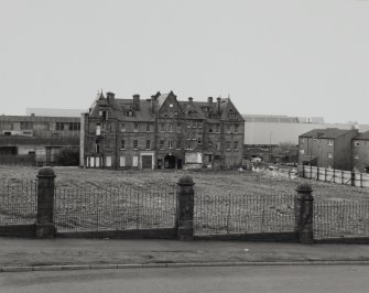 Glasgow, 253 Duke Street, Eastern District Hospital.
General view from North.